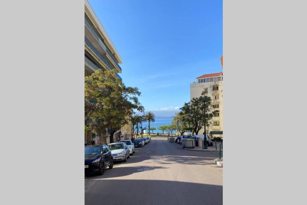 Ajaccio Magnifique T2 Neuf 40M2 Avec Balcon Au Trottel 4 Couchages Wifi Clim Parking Plage A Pieds 100M エクステリア 写真